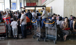 1458556923_strike.airport.afp