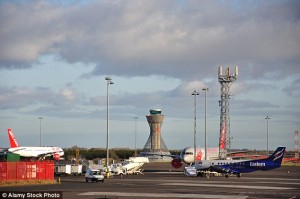 3296FD3E00000578-0-image-a-12_1459068111068