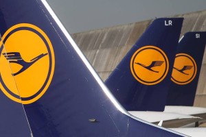 BN-MO095_0210_c_P_20160210163801